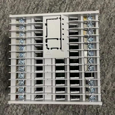 Original New UT35A-000-10-00 Temperature Digital Controller With Best Price