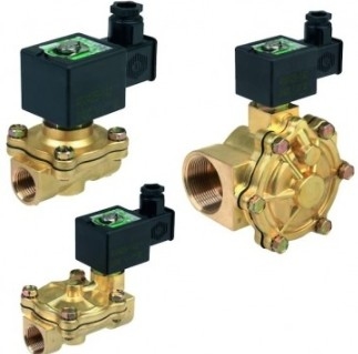 SCE210B45 Series 210 Pilot Operated Hung Diaphragm G1 Port Connection 2 kg NC Brass Body