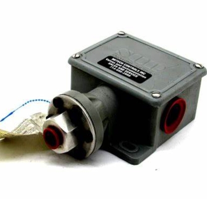 SOR 4NN-K5-N4-C2A Pressure Switch 3-50PSI D611238 With Piston-Spring Designators 4 5