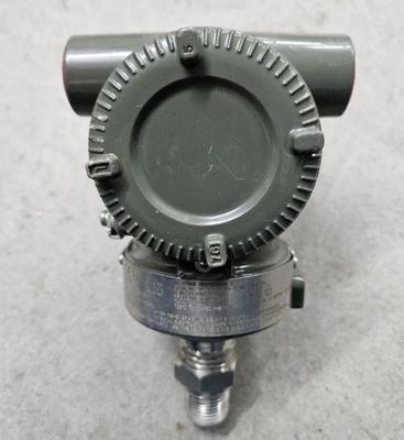In-Line Absolute Pressure Transmitter 90ms Response Time ±0.055% Accuracy Long-Term Stability