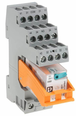 100% Original Phoenix 2903320 Contact Relay RIF-2-RSC-LDP-24DC/4X21
