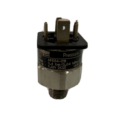 TRAFAG Temperature Transmitter Sensor 8298.86.2517/50443 With Thin-Film-on-Steel Measuring Princip