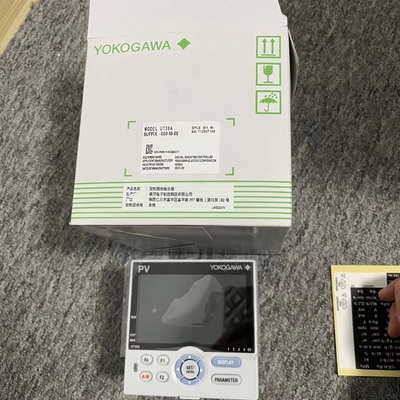 UT35A Temperature Digital Controller UT35A-001-11-00 UT35A-001-10-00 UT35A-000-10-00 Original New