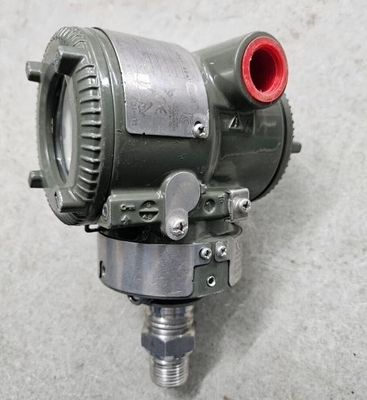 In-Line Absolute Pressure Transmitter 90ms Response Time ±0.055% Accuracy Long-Term Stability