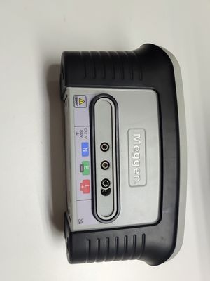 Large Bright LCD Display MFT1700 Series Multifunction Megger Tester MFT1711, MFT1721 with Two and Three Wire Non Trip Loop