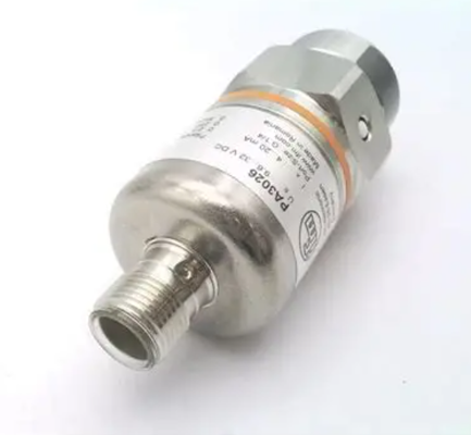 IFM Pressure transmitter with ceramic measuring cell PA3026